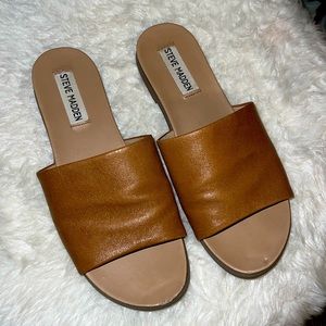 Steve Madden Women’s Grace Slide Sandal